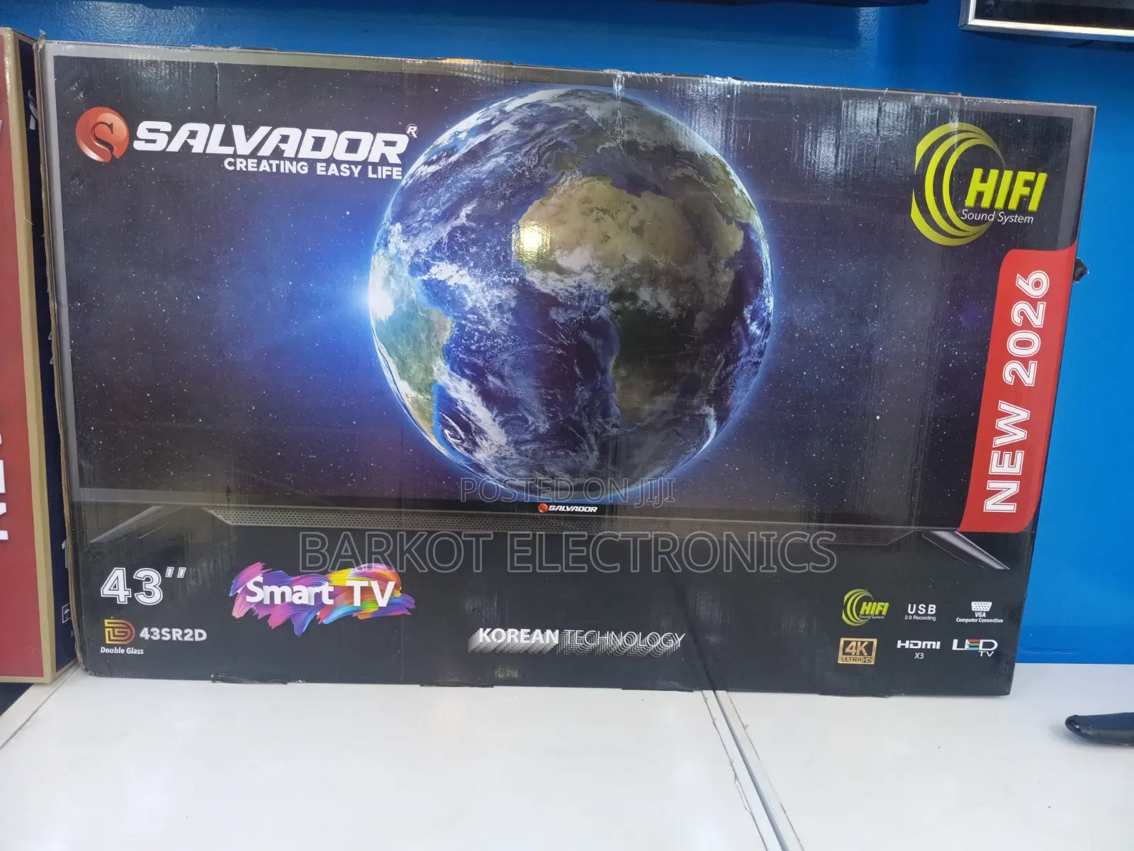 Salvadoor Smart 4k TV 43 Inch Doubel Gelass Screen 2026 Hifi Speaker A
