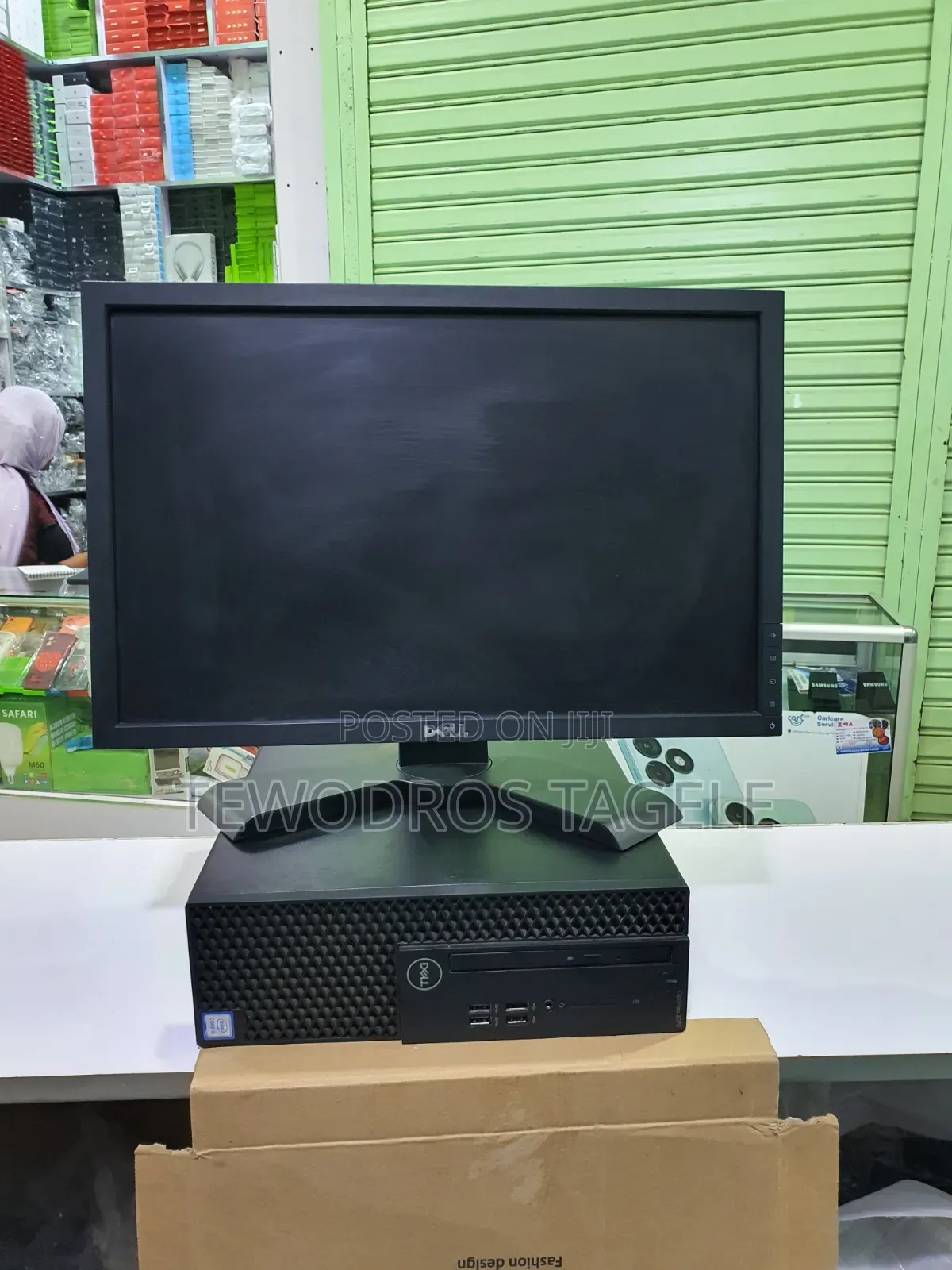 Desktop Computer Dell OptiPlex 3070 4GB Intel Core i5 HDD 500GB