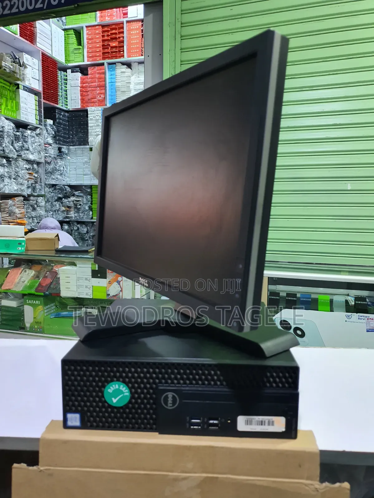 Desktop Computer Dell OptiPlex 3050 4GB Intel Core i5 HDD 500GB