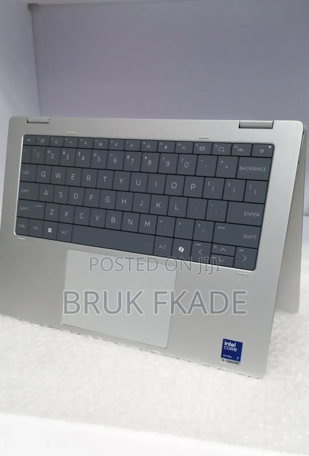 New Laptop HP OmniBook Ultra Flip 14" 16GB Intel Core Ultra 7 SSD 512GB