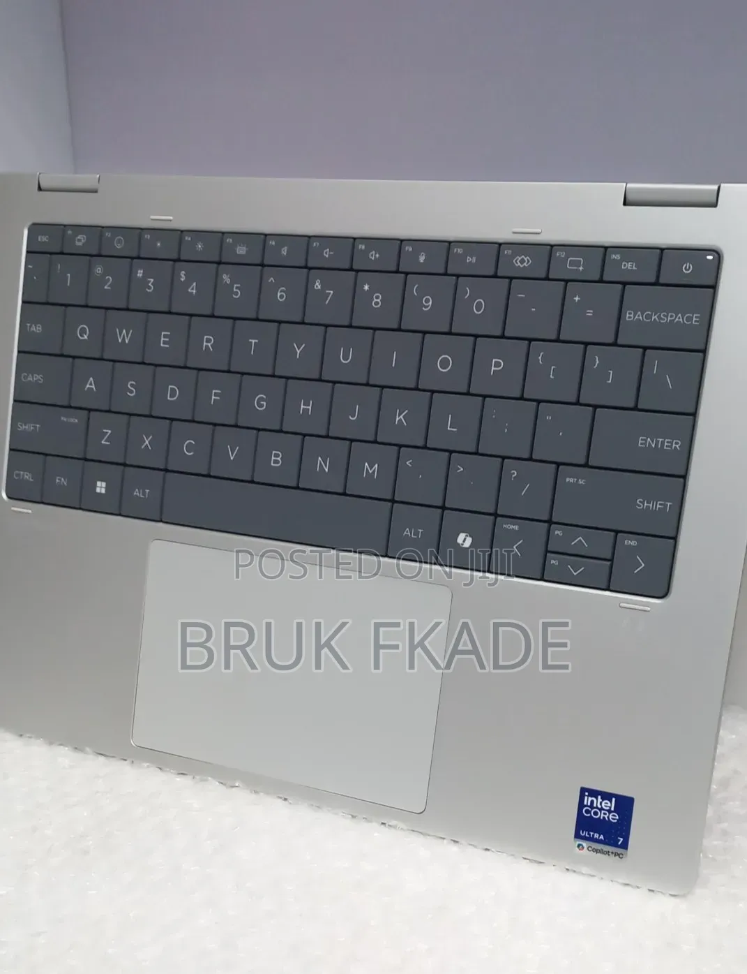 New Laptop HP OmniBook Ultra Flip 14" 16GB Intel Core Ultra 7 SSD 512GB