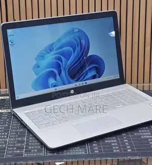 New Laptop HP Pavilion 15 8GB Intel Core i5 SSD 512GB
