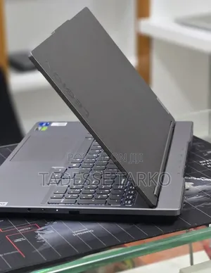 New Laptop Lenovo Legion 5 24GB Intel Core i7 SSD 1T