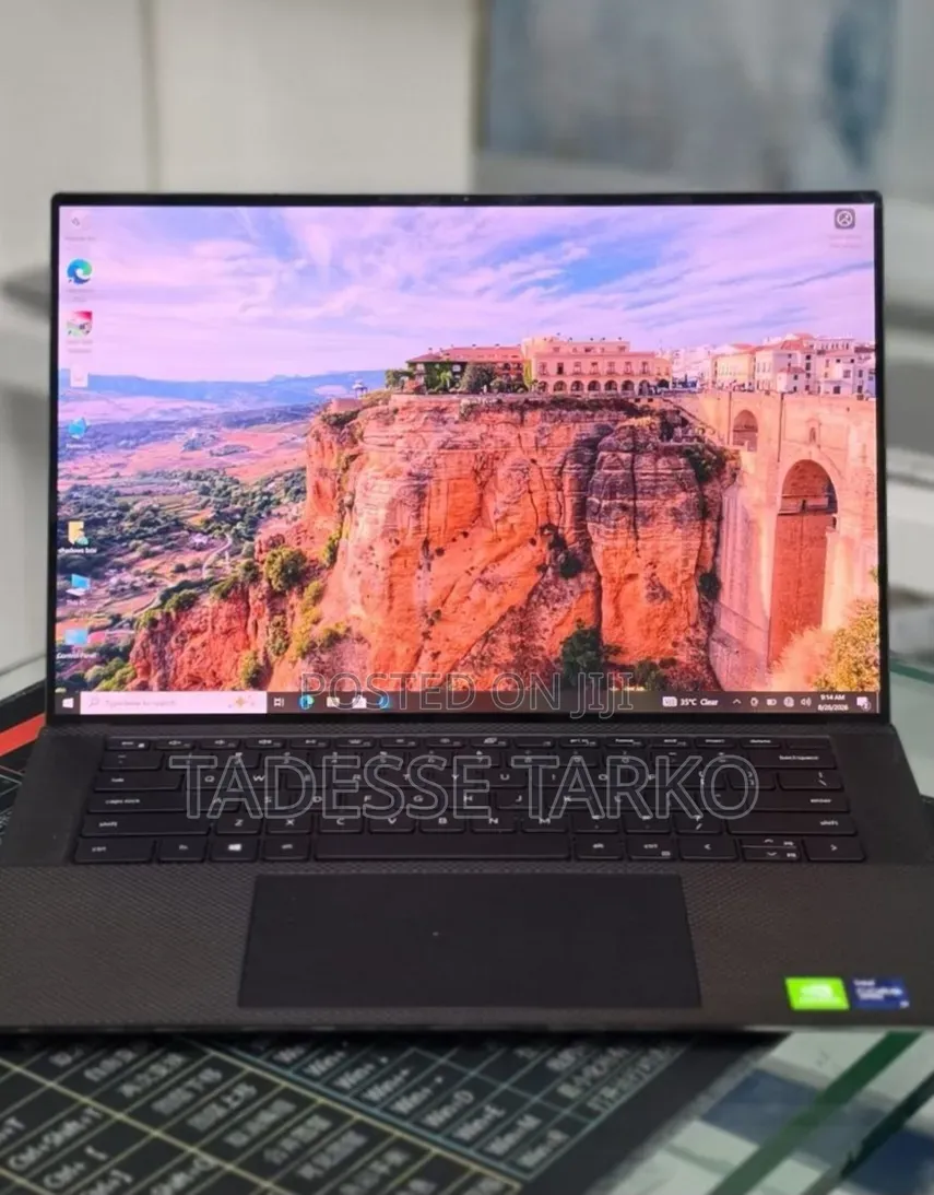 New Laptop Dell Precision 5560 16GB Intel Core i9 SSD 512GB
