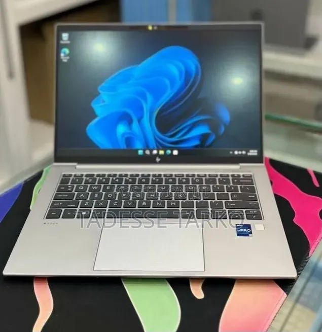 New Laptop HP ZBook 14 16GB Intel Core i7 SSD 512GB