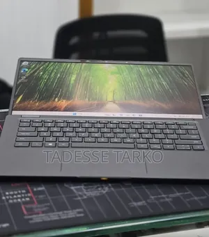 New Laptop Dell Latitude 7410 16GB Intel Core i7 SSD 256GB