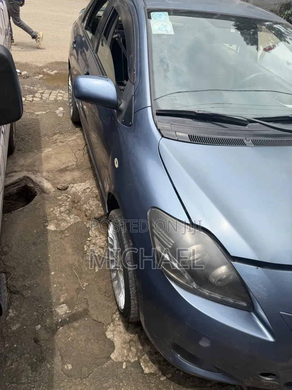 Toyota Belta 2007 Blue