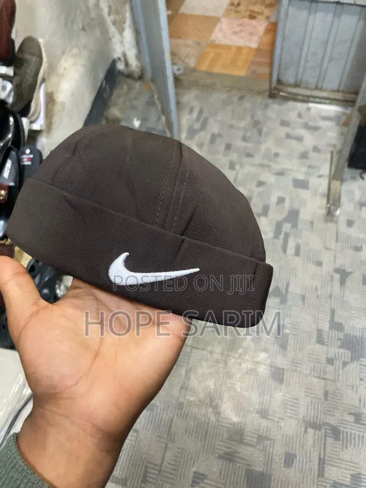 Nike Mesh Brimless Docker Cap