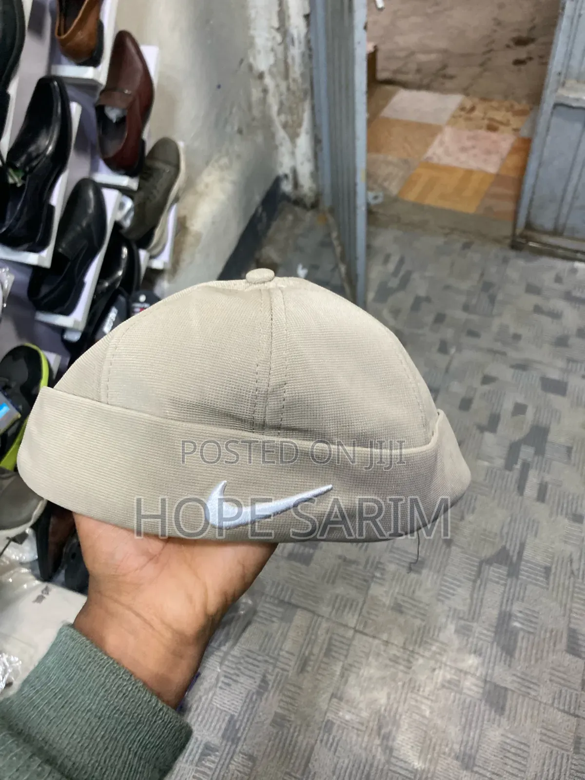 Nike Mesh Brimless Docker Cap