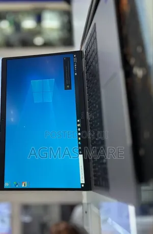 New Laptop Dell Latitude 15 3560 16GB Intel Core i7 SSD 512GB