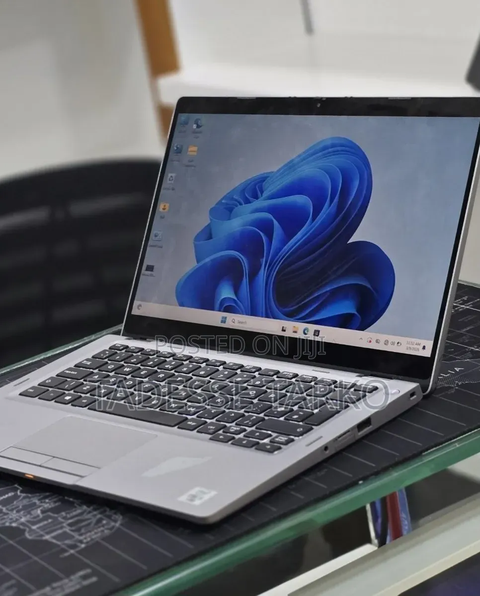 New Laptop Dell 16GB Intel Core i5 SSD 512GB