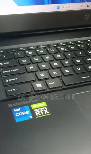 New Laptop MSI GP75 Leopard 16GB Intel Core i7 SSD 1T