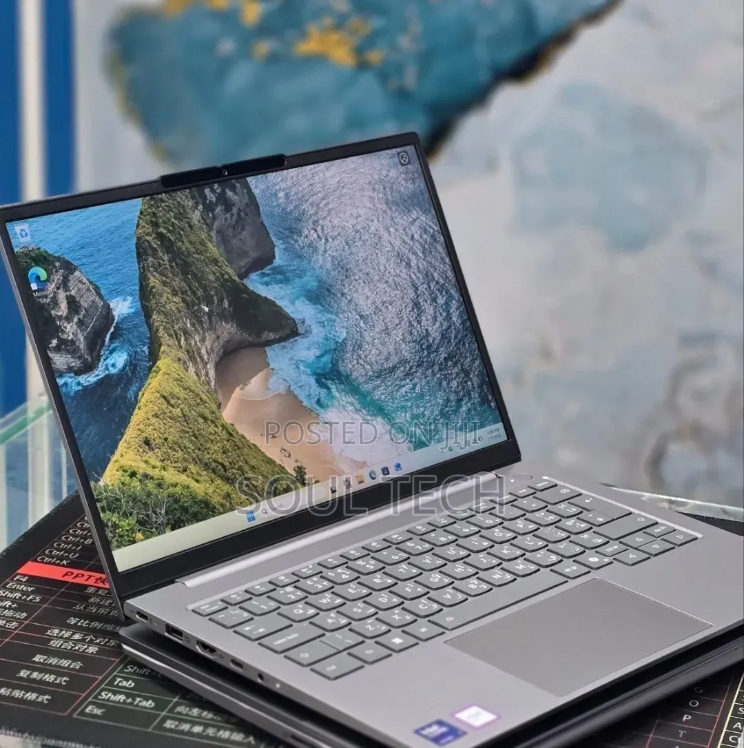 New Laptop Lenovo Thinkbook 14 16GB Intel Core Ultra 7 SSD 512GB