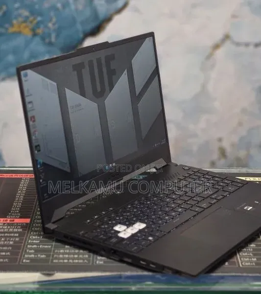 New Laptop Asus TUF Dash F15 8GB Intel Core i7 SSD 512GB
