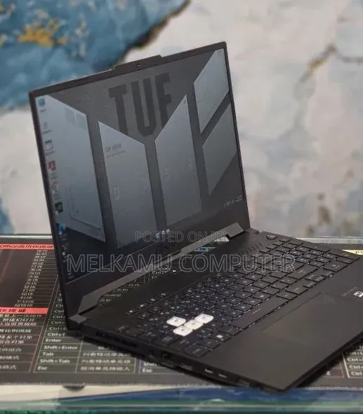 New Laptop Asus TUF Dash F15 8GB Intel Core i7 SSD 512GB