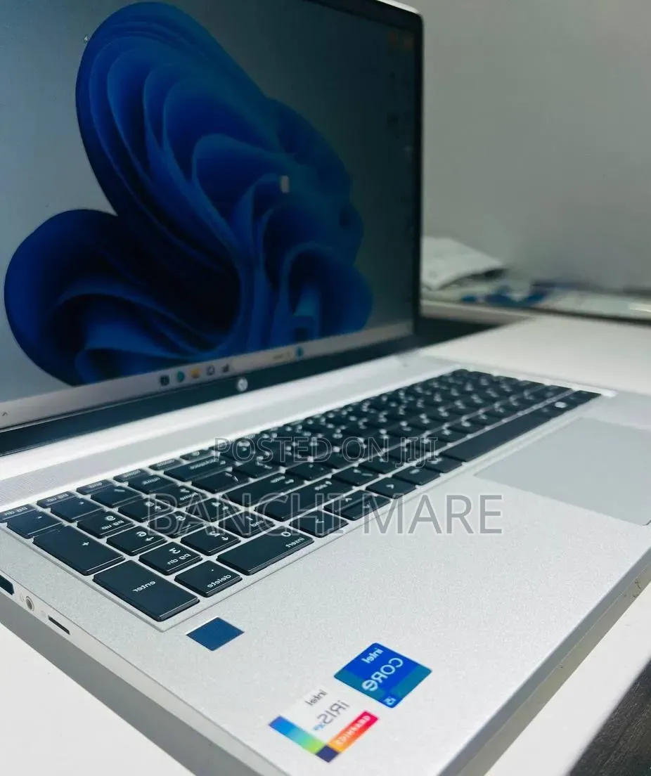 New Laptop HP ProBook 450 G8 16GB Intel Core i5 SSD 512GB