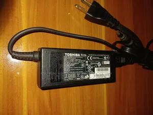 Toshiba AC Adapter / Laptop Charger