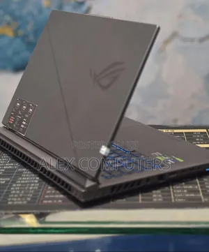 New Laptop Asus ROG Strix G15 16GB Intel Core i9 SSD 1T