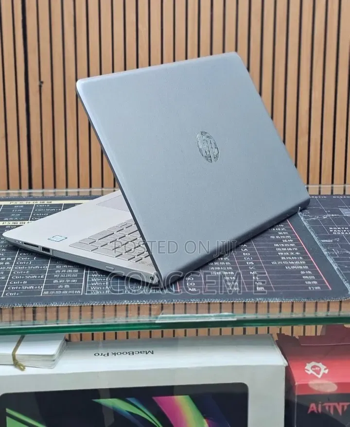 New Laptop HP 8GB Intel Core i5 HDD 1T