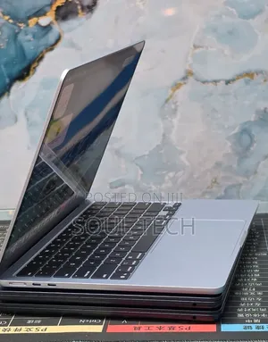 New Laptop Apple MacBook Air 2025 M4 16GB Apple M4 SSD 256GB