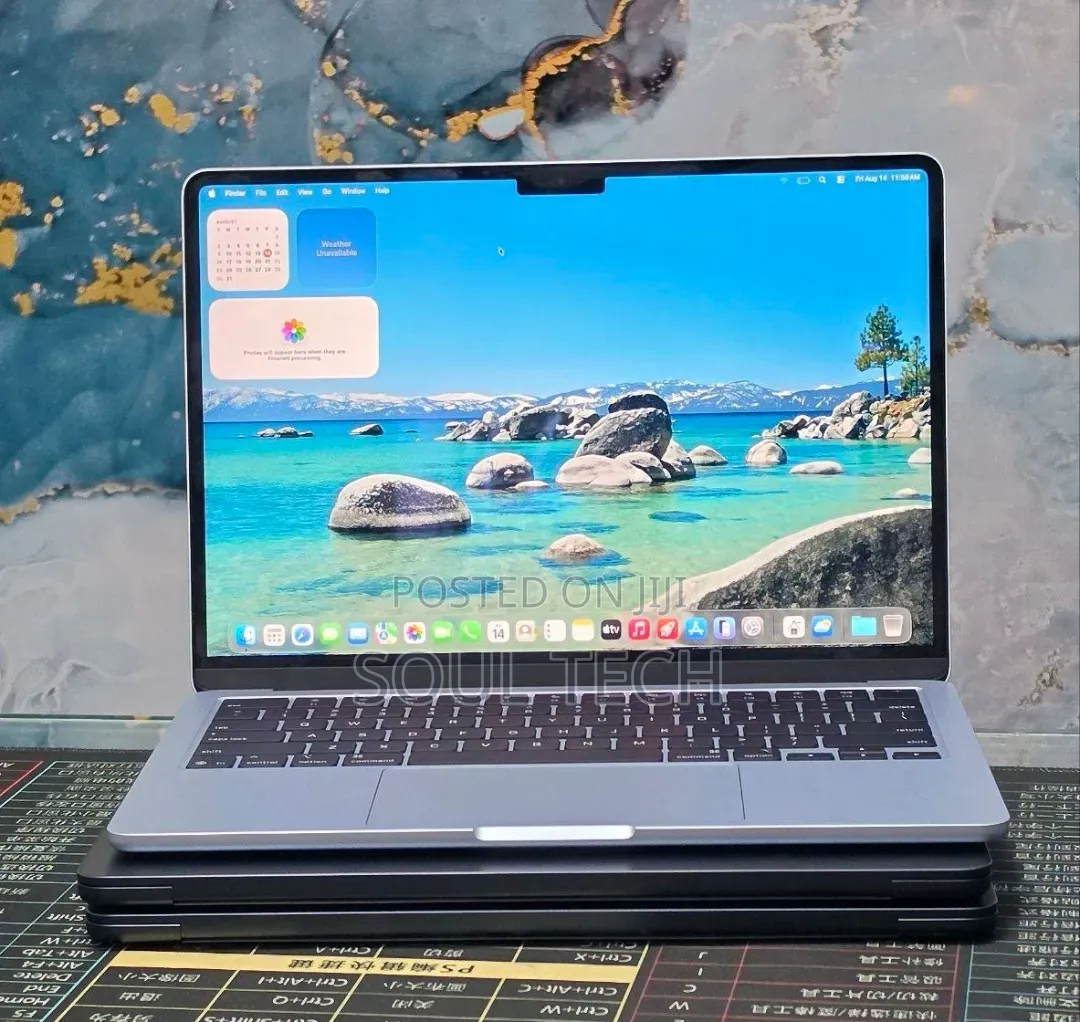 New Laptop Apple MacBook Air 2025 M4 16GB Apple M4 SSD 256GB