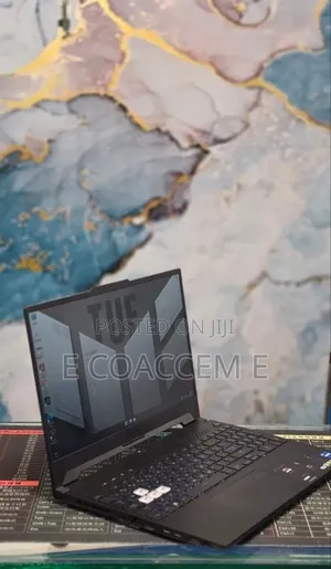 New Laptop Asus 16GB Intel Core i7 SSD 512GB