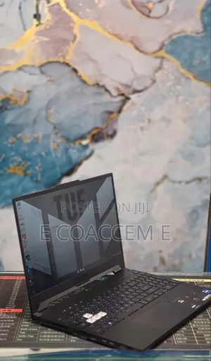New Laptop Asus 16GB Intel Core i7 SSD 512GB