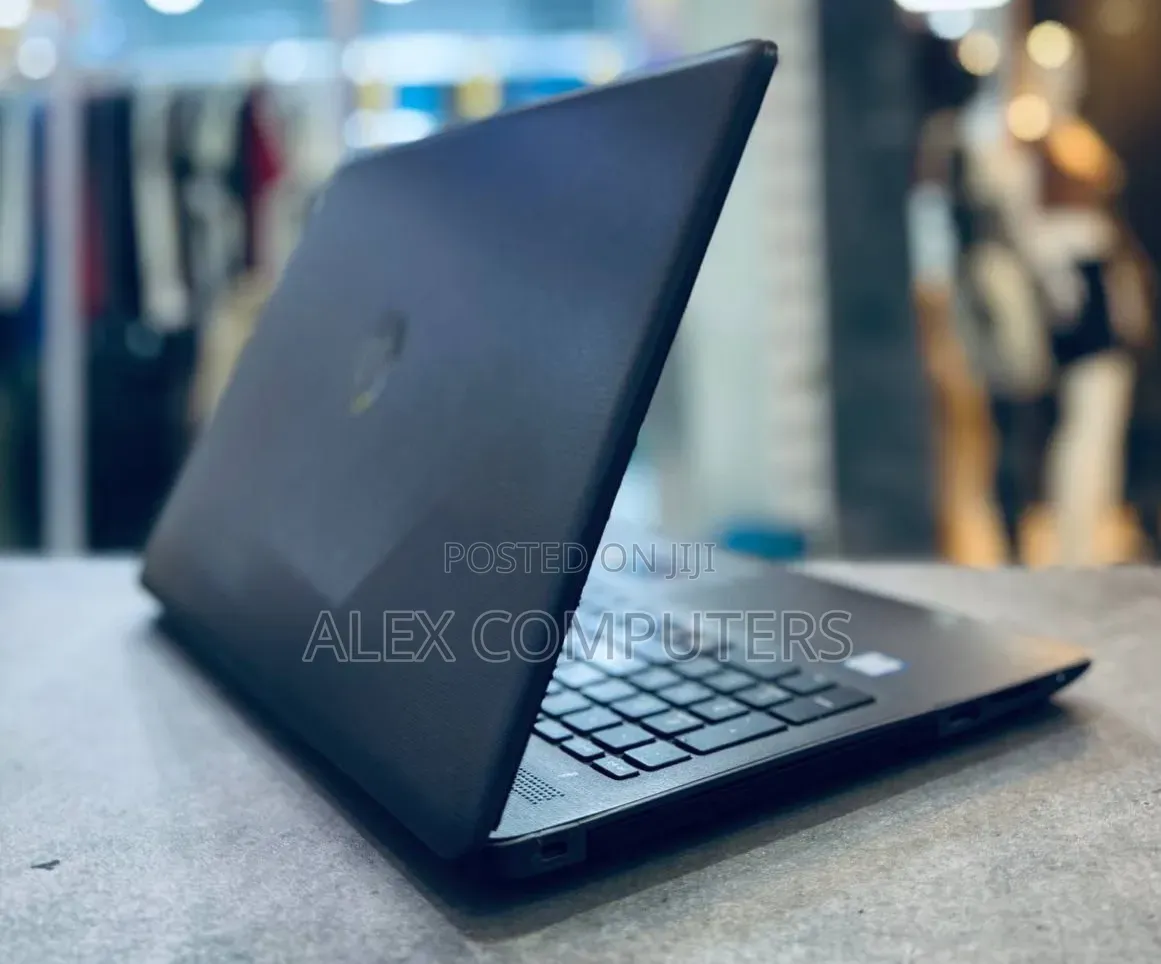 New Laptop HP Stream Notebook 8GB Intel Core i7 HDD 1T