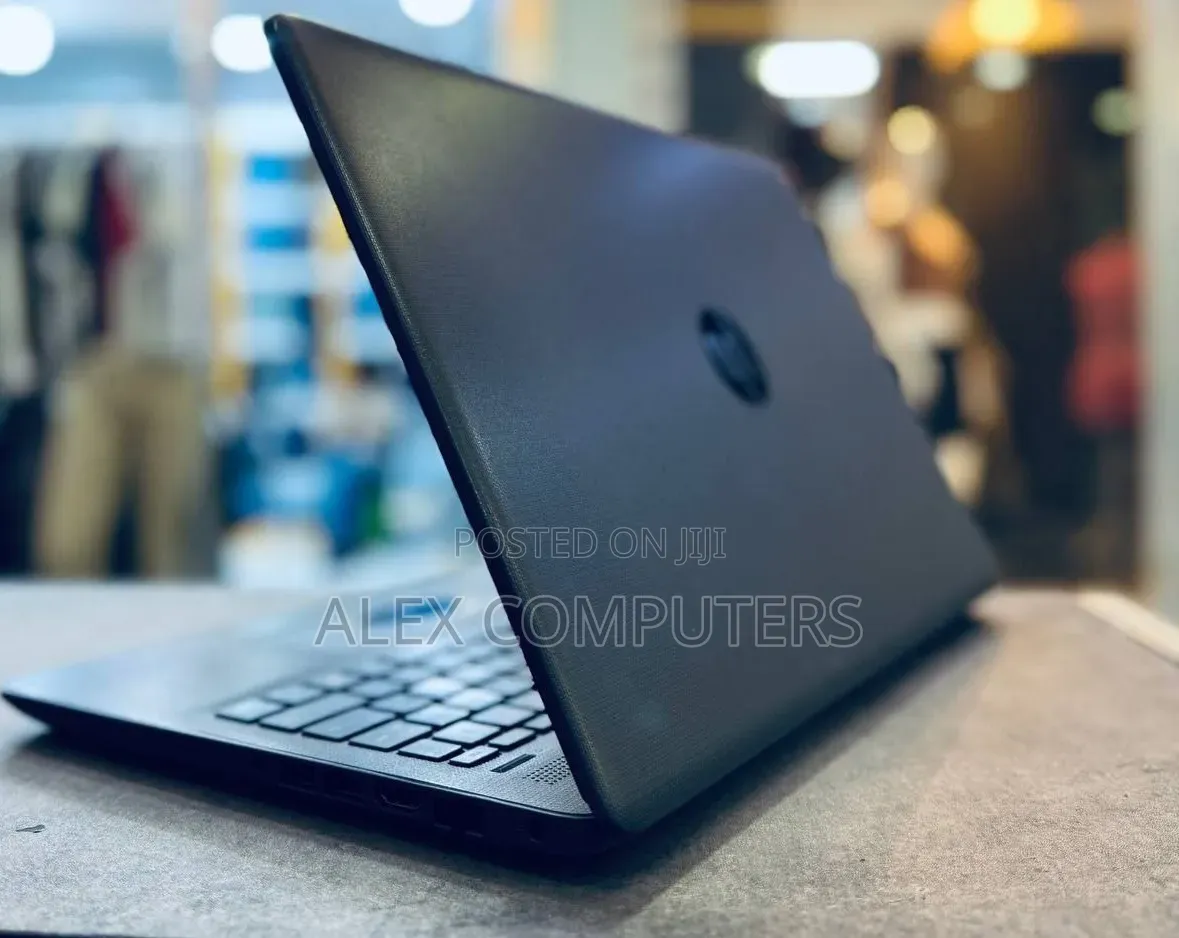 New Laptop HP Stream Notebook 8GB Intel Core i7 HDD 1T