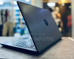 New Laptop HP Stream Notebook 8GB Intel Core i7 HDD 1T