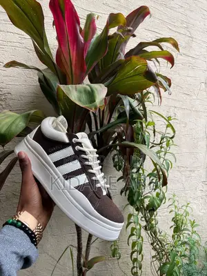 Adidas Bad Bunny (Size 41)
