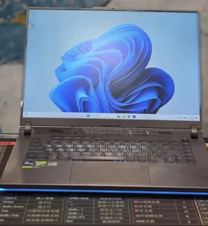New Laptop Asus ROG Strix G15 16GB Intel Core i9 SSD 1T