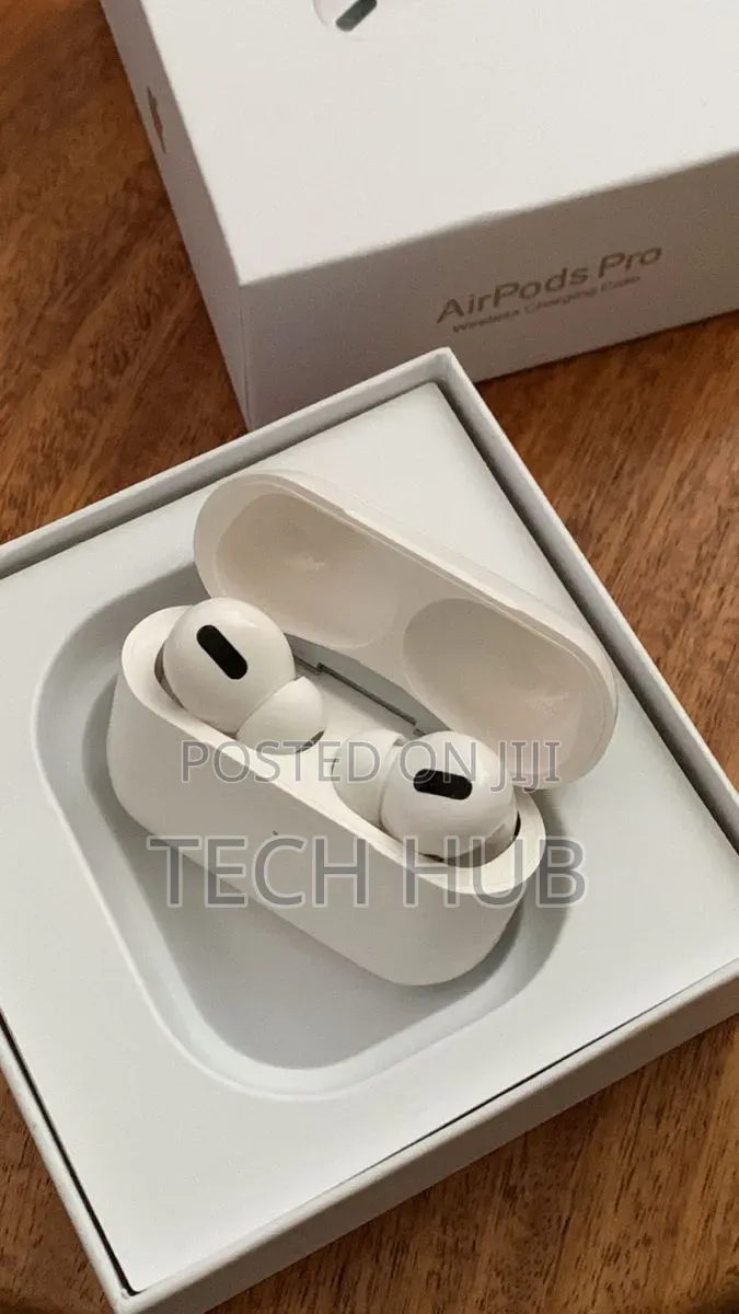 Bluetooth Earbuds – Stylish Sound for Everyday Use