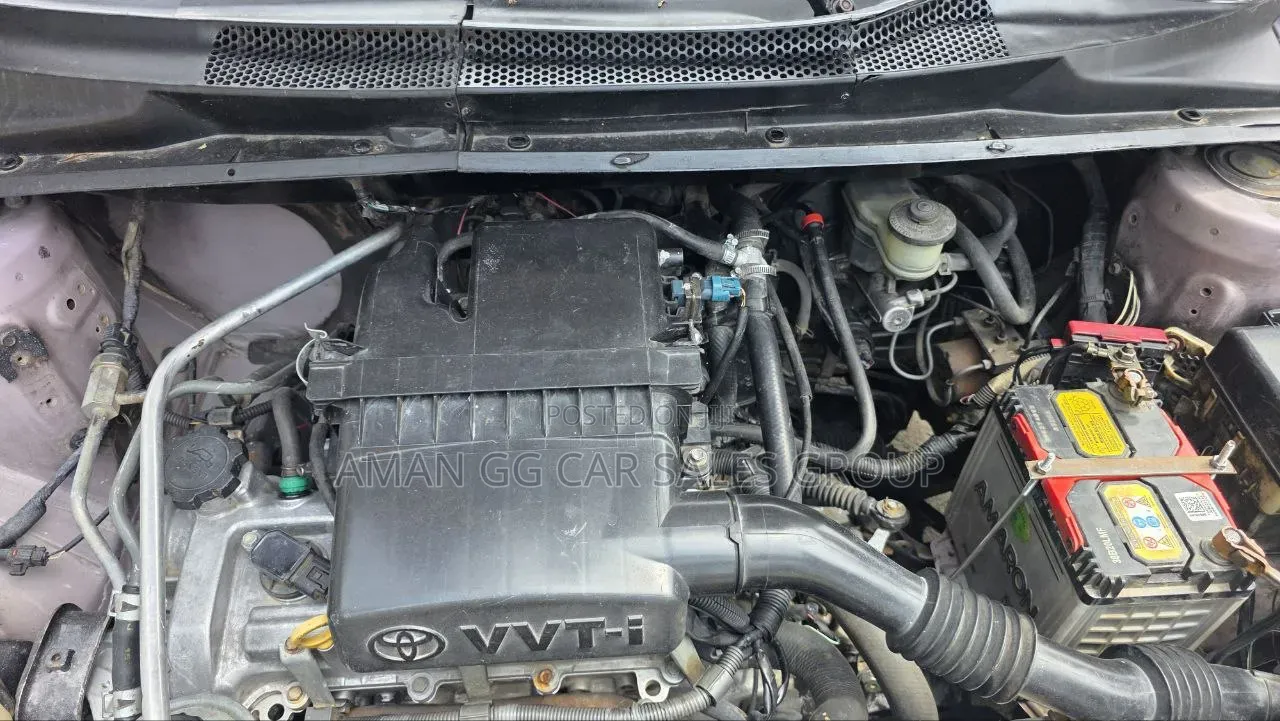 Toyota Vitz 1999 Gold