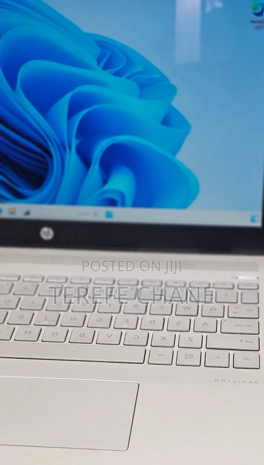 New Laptop HP Pavilion 15 8GB Intel Core i5 HDD 500GB