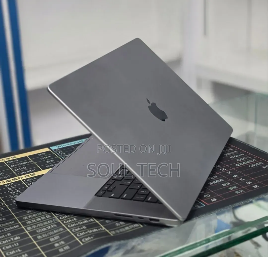 New Laptop Apple MacBook Pro 2021 M1 Max 64GB Apple M1 Max SSD 1T