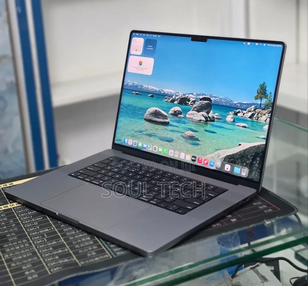 New Laptop Apple MacBook Pro 2021 M1 Max 64GB Apple M1 Max SSD 1T
