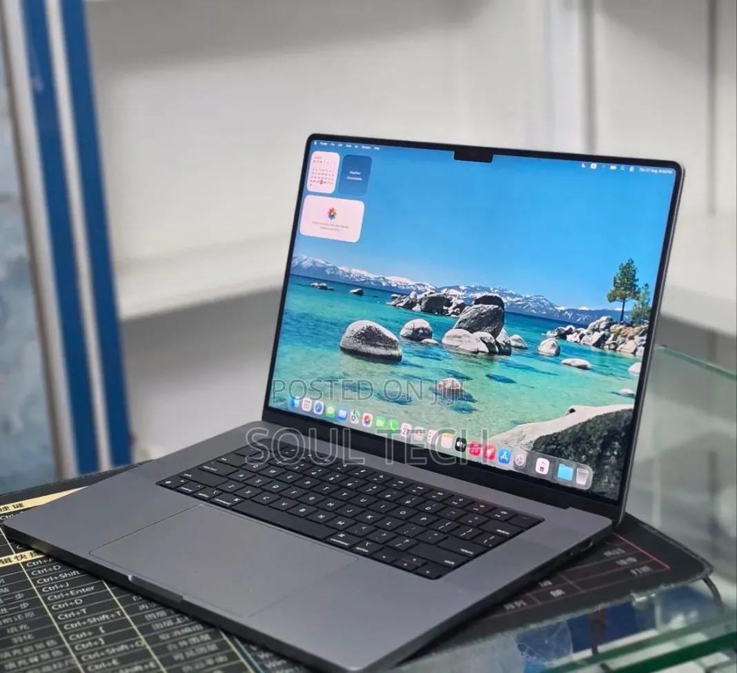 New Laptop Apple MacBook Pro 2021 M1 Max 64GB Apple M1 Max SSD 1T
