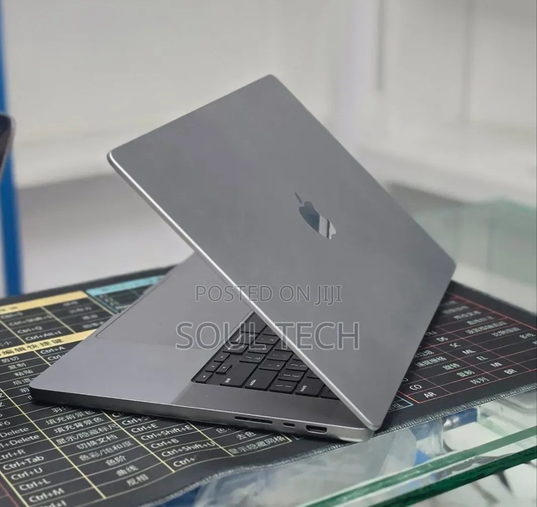 New Laptop Apple MacBook Pro 2021 M1 Max 64GB Apple M1 Max SSD 1T