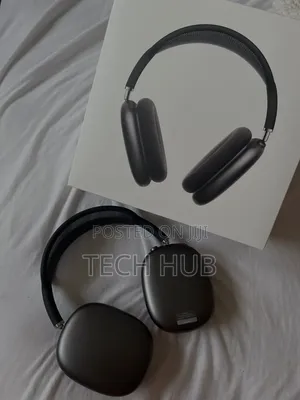 Bluetooth Headphones – Deep Sound & Modern Style