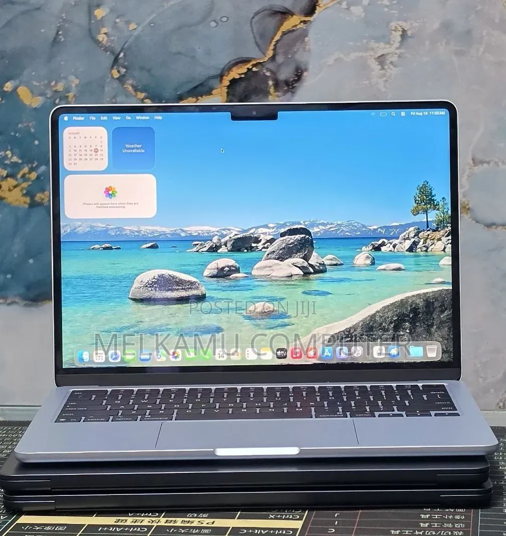 New Laptop Apple MacBook Air 2025 M4 16GB Apple M4 SSD 256GB