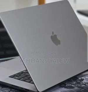 New Laptop Apple MacBook Pro 2023 M2 16GB Apple M2 SSD 512GB