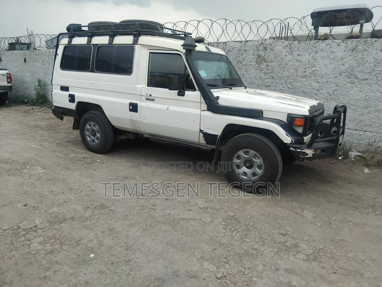 Toyota Land Cruiser 2006 White