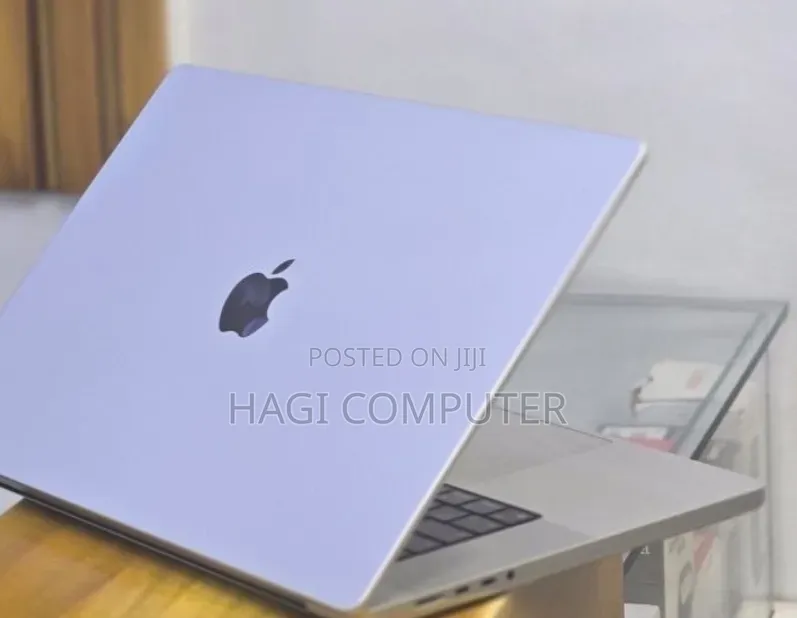 New Laptop Apple MacBook Pro 2021 M1 32GB Apple M1 Pro SSD 512GB