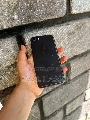 Apple iPhone 8 64 GB Black