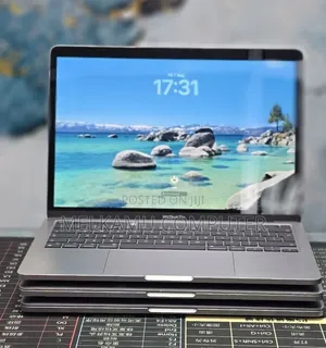 New Laptop Apple MacBook Pro 2020 M1 8GB Apple M1 SSD 512GB