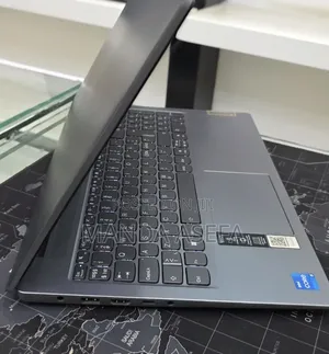 New Laptop Lenovo Ideapad 3 8GB Intel Core i5 SSD 512GB