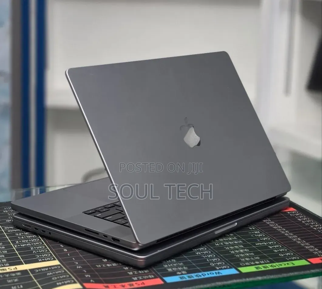 New Laptop Apple MacBook Pro 2021 M1 Max 32GB Apple M1 Max SSD 1T