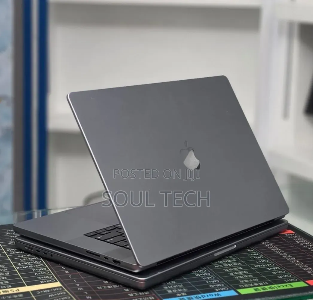 New Laptop Apple MacBook Pro 2021 M1 Max 32GB Apple M1 Max SSD 1T