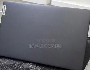 New Laptop Lenovo Ideapad 3 8GB Intel Core i5 SSD 512GB